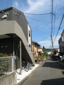 16/21 駐車場