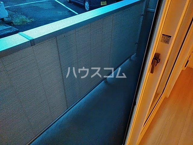 13/18 バルコニー