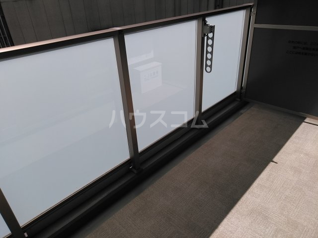 19/30 バルコニー