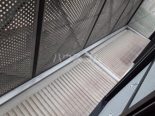 21/30 バルコニー