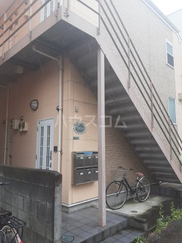 3/4 エントランス