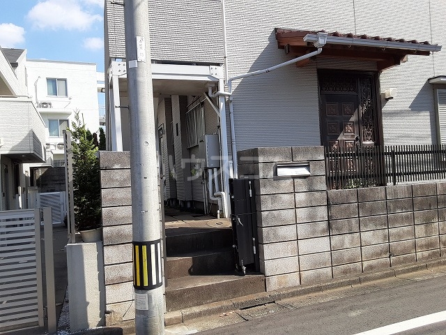 19/24 エントランス