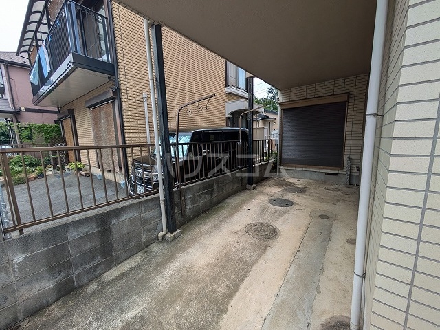 武蔵砂川戸建駐車場