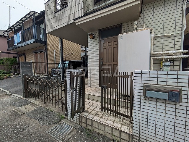 武蔵砂川戸建エントランス