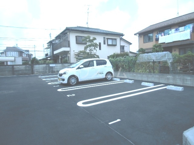 2/6 駐車場