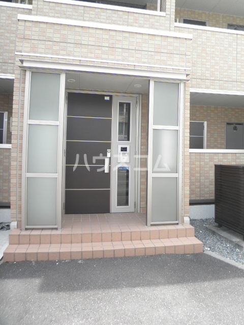 14/16 エントランス