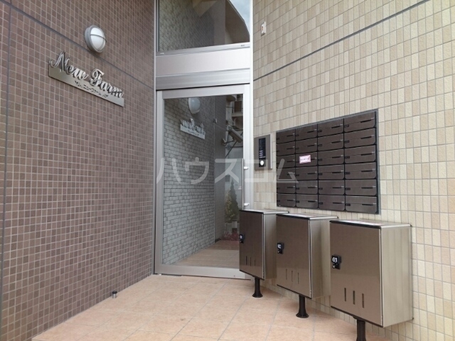 14/20 エントランス