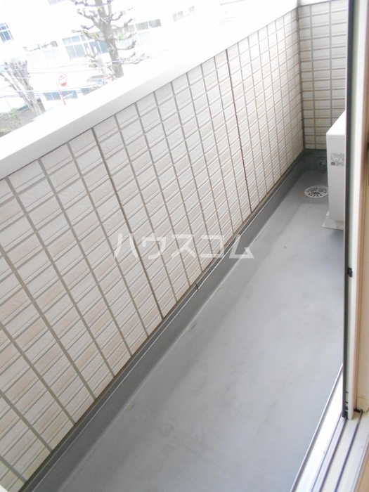 17/28 バルコニー