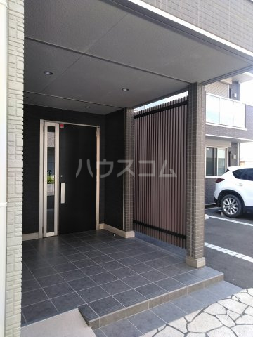 3/5 エントランス