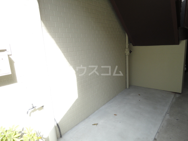 14/20 エントランス