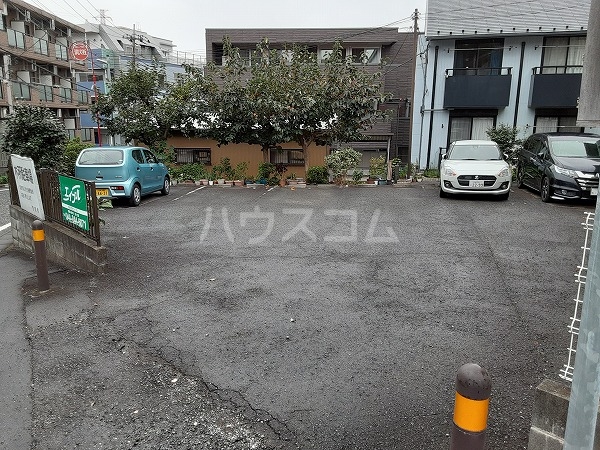 21/30 駐車場