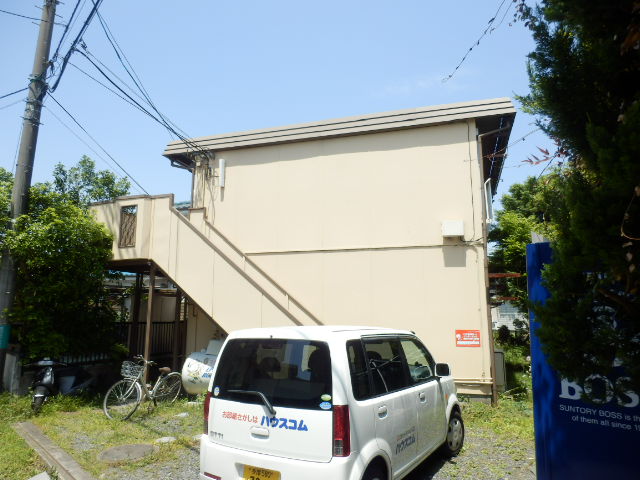 28/30 エントランス