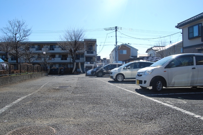 16/19 駐車場
