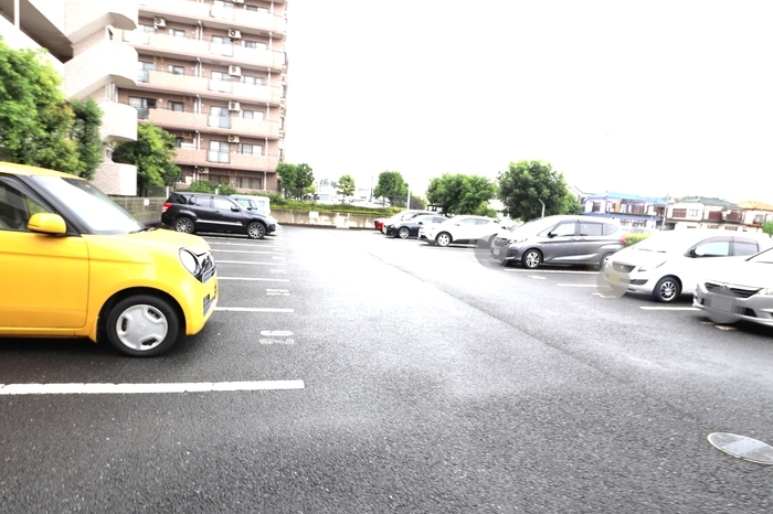 2/13 駐車場