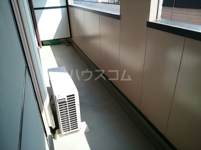 13/22 バルコニー