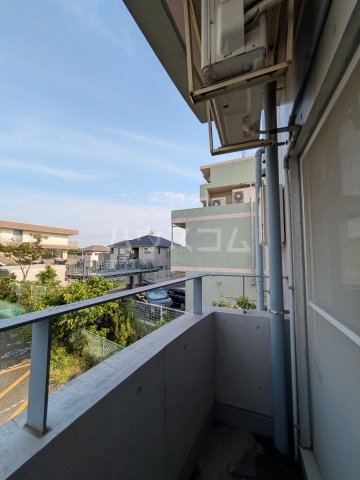16/27 バルコニー