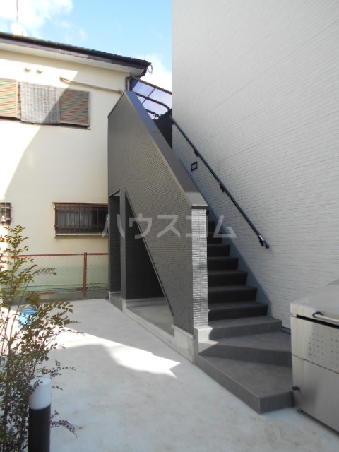 20/30 バルコニー