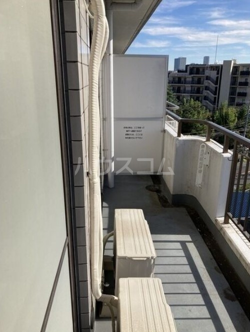 21/30 バルコニー