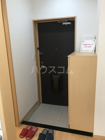 5/18 玄関
