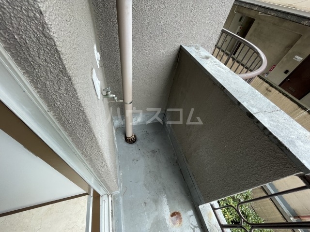 18/25 バルコニー