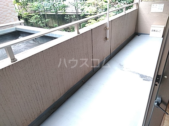 21/30 バルコニー