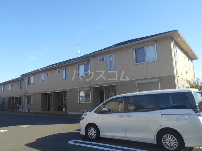 18/28 駐車場