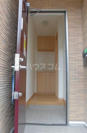 14/30 玄関