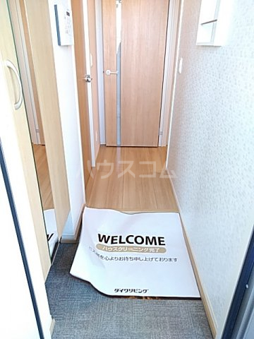 14/30 玄関
