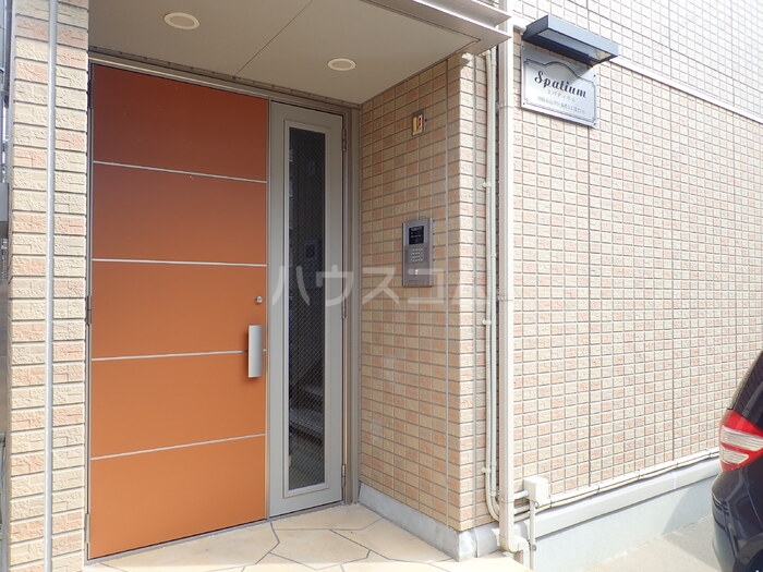 17/23 エントランス