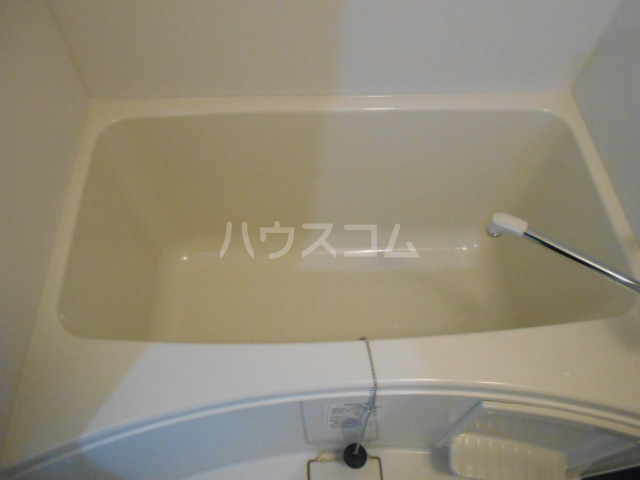 13/22 浴室
