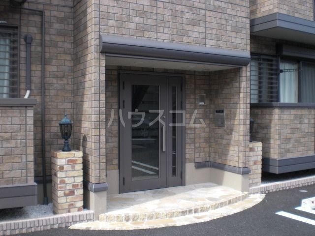 2/8 エントランス