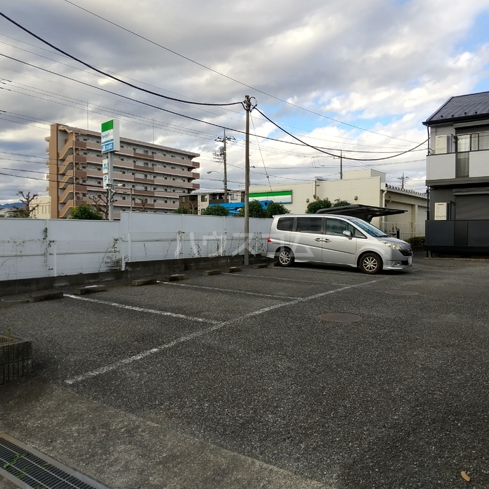 22/30 駐車場