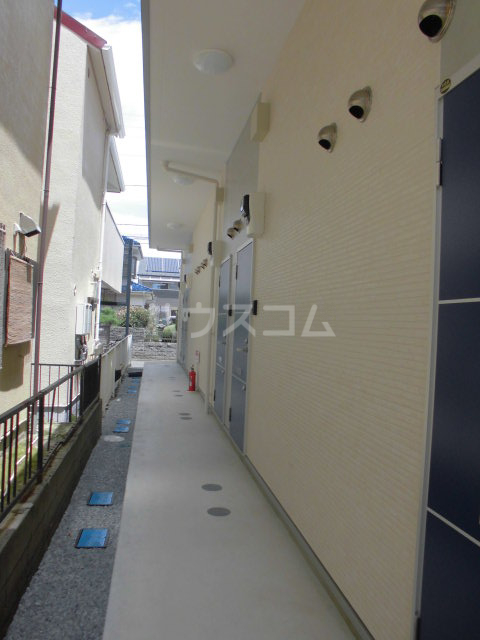 24/30 エントランス