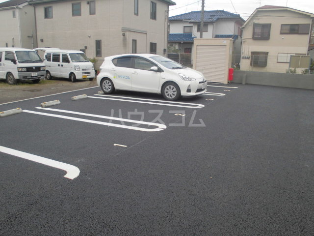 25/30 駐車場