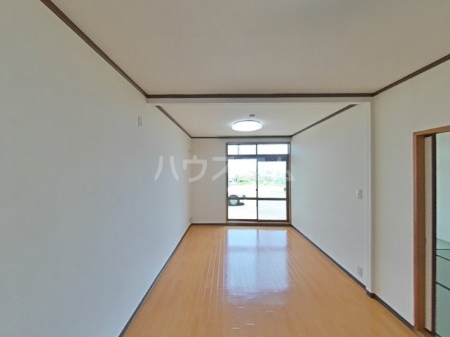 4/15 リビング/ダイニング