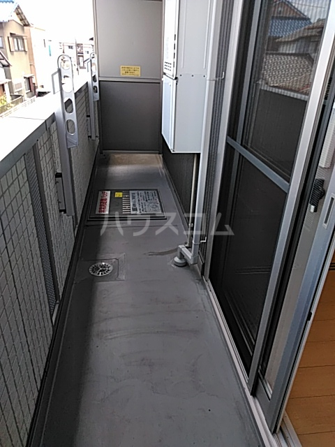 17/23 バルコニー