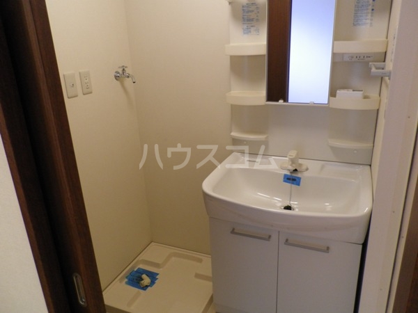 16/27 洗面