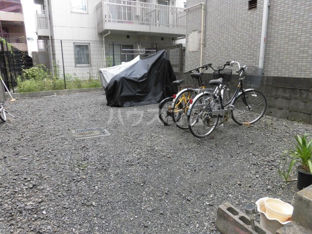 22/30 駐車場
