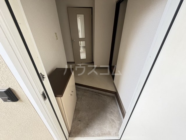 17/30 玄関