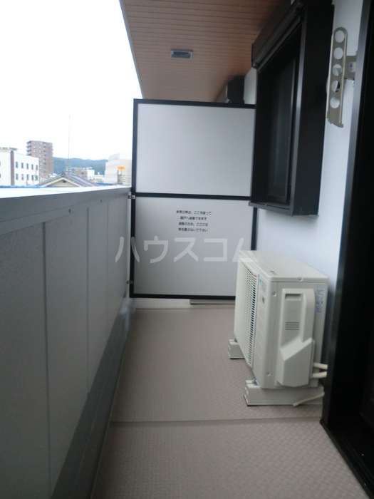 19/30 バルコニー