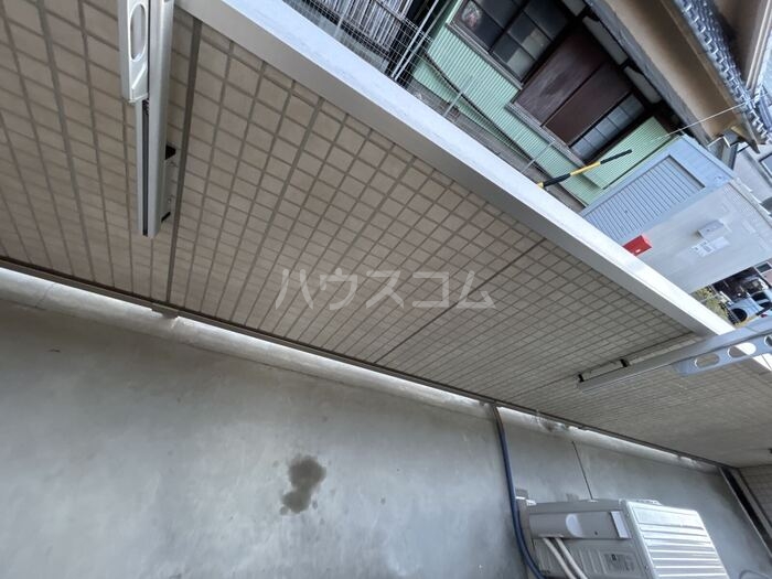 15/22 バルコニー