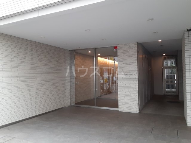 29/30 エントランス