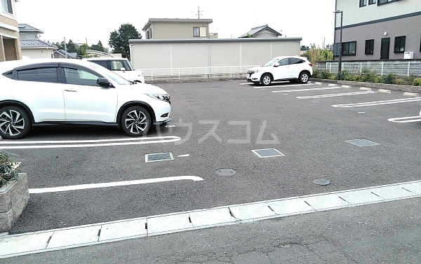 2/8 駐車場