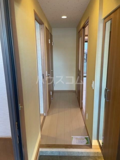 8/18 玄関