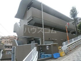 20/29 エントランス