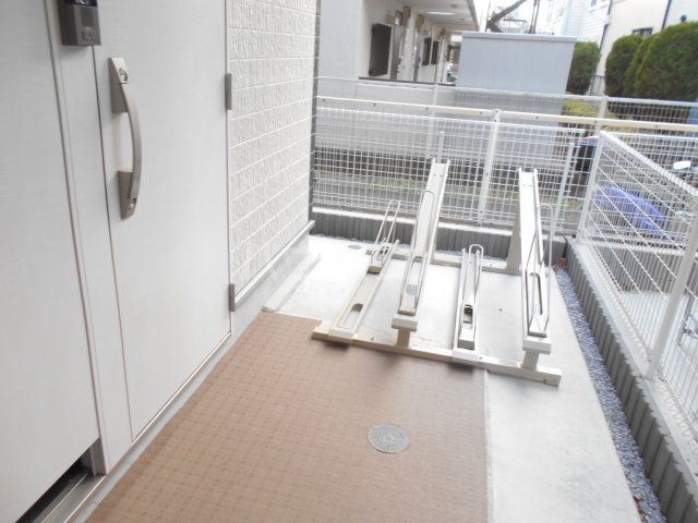 2/30 外観