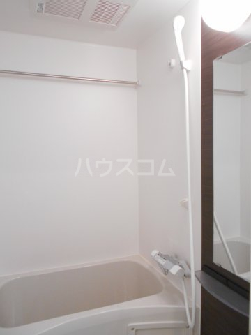 13/30 浴室