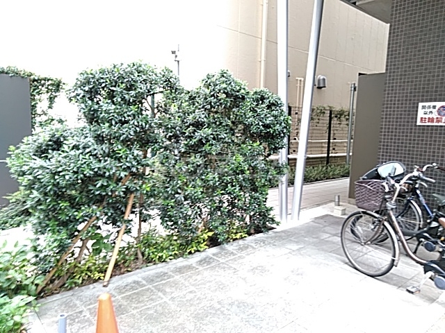 22/30 駐車場
