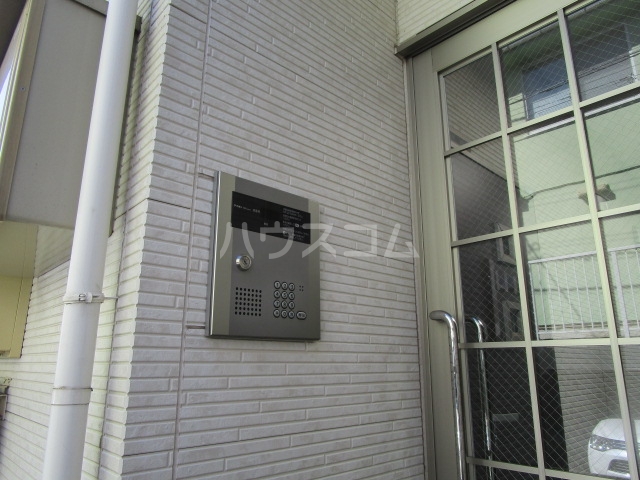 2/5 エントランス