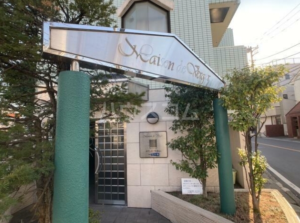 17/18 エントランス